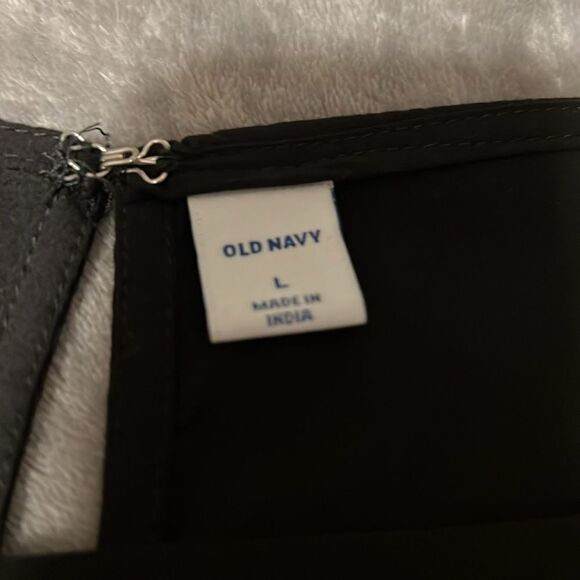 Old Navy Black Tank Top - Picture 2 of 5